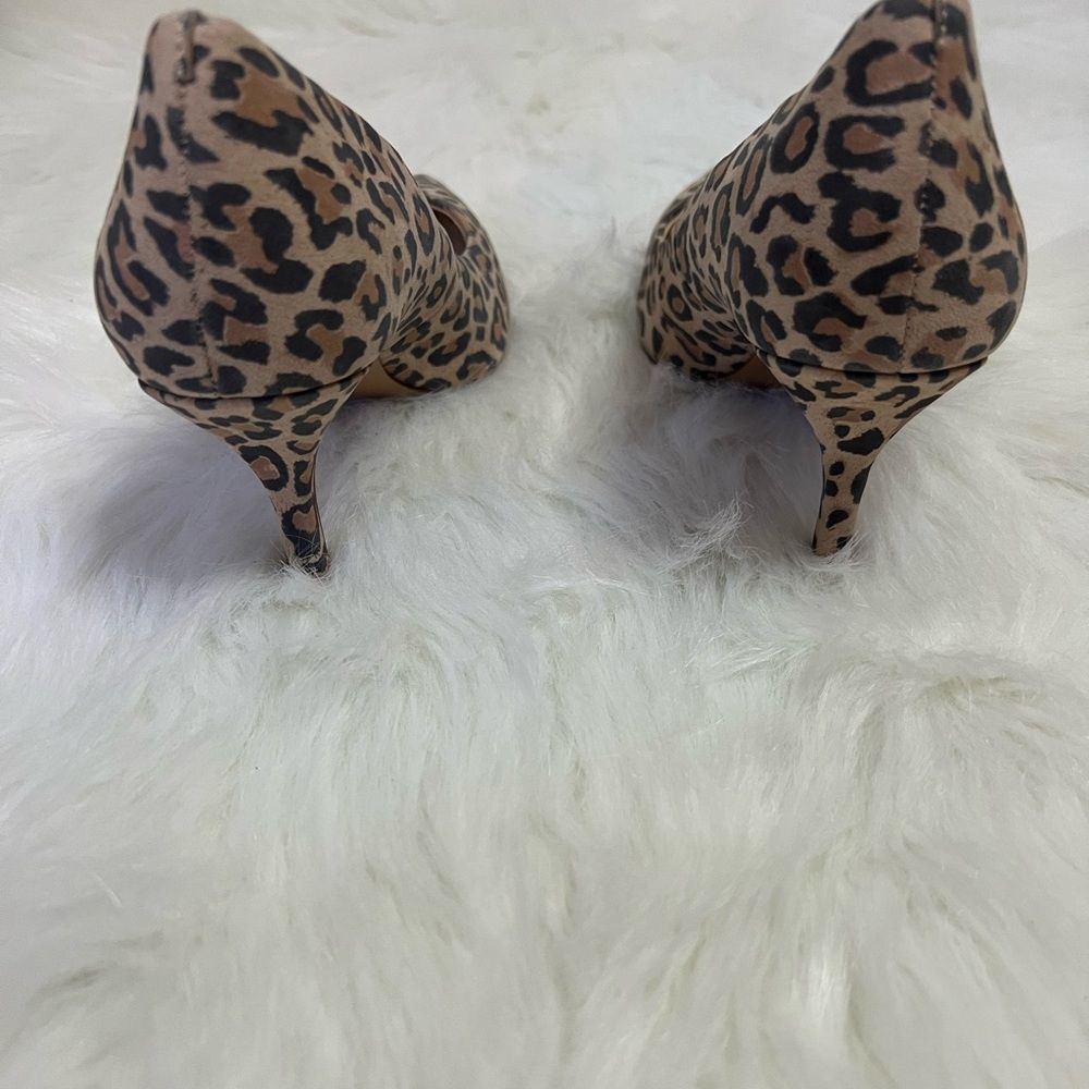 Vince Camuto Leopard High Heels Size 7 - Picture 3 of 9